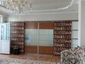 3-комнатная квартира · 120 м² · 19/22 этаж, Нажмиденова 10/2 за 350 000 ₸ в Астане, Сарайшык р-н — фото 9