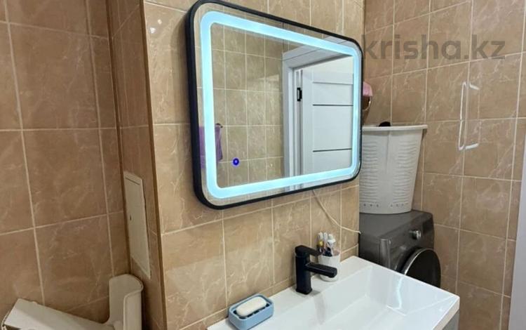 1-бөлмелі пәтер · 50 м² · 18/19 қабат, Брусиловского, бағасы: 30.5 млн ₸ в Алматы, Алмалинский р-н — фото 2