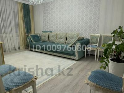 3-комнатная квартира · 81 м², мкр Юго-Восток, Шахтёров 74 за 36 млн ₸ в Караганде, Казыбек би р-н