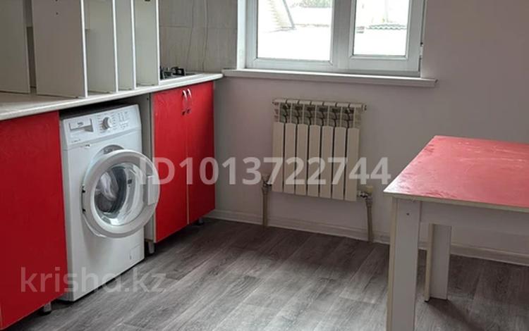 1-бөлмелі пәтер · 40 м² · 2/2 қабат, Алғабас ш/а., Алдияр 45, бағасы: 150 000 ₸ в Алматы, Алатауский р-н — фото 2