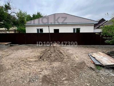 Отдельный дом · 4 комнаты · 130 м² · 4 сот., Жексенбаева 48 за 36 млн ₸ в Уральске