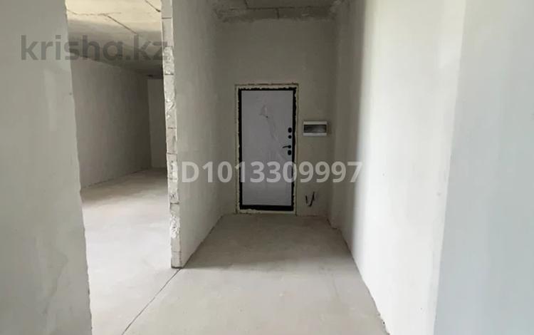 2-комнатная квартира · 62.5 м² · 12/12 этаж, Жубан Молдагалиев 7 за 48 млн ₸ в Астане, Нура р-н — фото 20