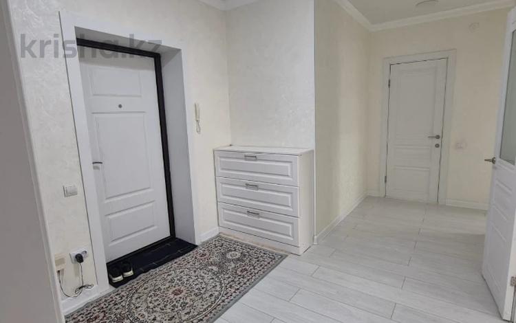 2-комнатная квартира · 79 м² · 3/5 этаж, мкр. Алтын орда, Мустафа Шокай за 34 млн ₸ в Актобе — фото 4