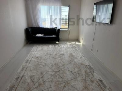 2-бөлмелі пәтер · 70 м² · 13/13 қабат, Тұран ш/а 3401/28, бағасы: 180 000 ₸ в Шымкенте, Каратауский р-н