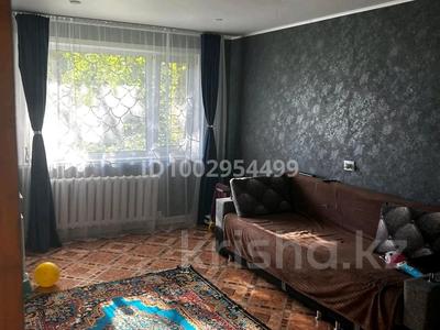 2-комнатная квартира · 42 м² · 1/5 этаж, Мусрепова — За магазином "Караван" за 18 млн 〒 в Петропавловске