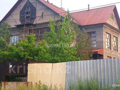 Отдельный дом · 8 комнат · 367 м² · 14 сот., 9 а 89 — Пр.Комольский и Кулибина за 55 млн ₸ в Темиртау