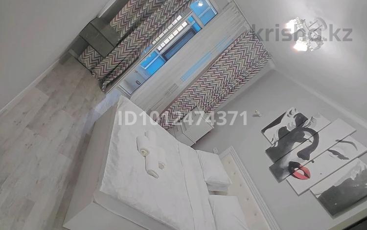 2-комнатная квартира · 87 м² · 5/5 этаж, 16 37. — Уакыт жок магазигың арты за 15 000 ₸ в Туркестане — фото 2