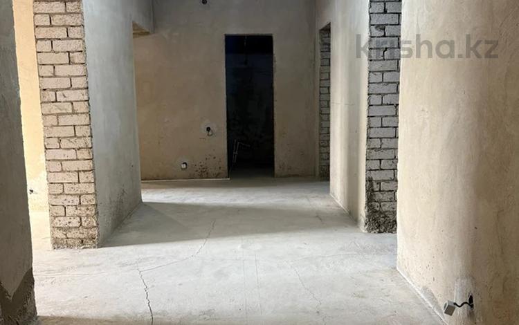 4-комнатная квартира · 142 м² · 1/10 этаж, мкр 8, Алия Молдагулова за 39 млн ₸ в Актобе — фото 2