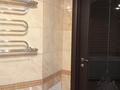 4-бөлмелі пәтер · 130 м² · 8/16 қабат, Шахтеров 60, бағасы: 60 млн ₸ в Караганде, Казыбек би р-н — фото 41