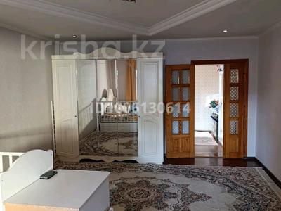 Часть дома · 7 комнат · 150 м² · 8 сот., мкр 112 квартал, Бауыржан Момышұлы 134 — МұратФарм, Көркемдеу, SHINOIL заправка за 65 млн ₸ в Шымкенте, Туран р-н