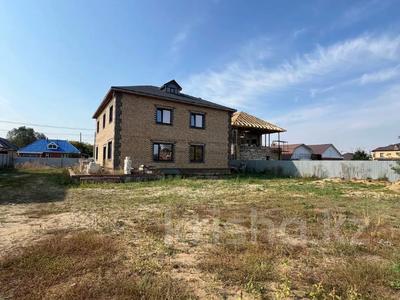 Отдельный дом · 6 комнат · 386 м² · 12 сот., Аубакирова за 85 млн 〒 в Мичуринское