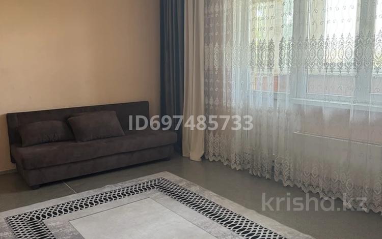 2-комнатная квартира · 62 м² · 5/9 этаж, мкр Аксай-1А 32 — Б.Момышулы Райымбек батыр за 230 000 ₸ в Алматы, Ауэзовский р-н — фото 16