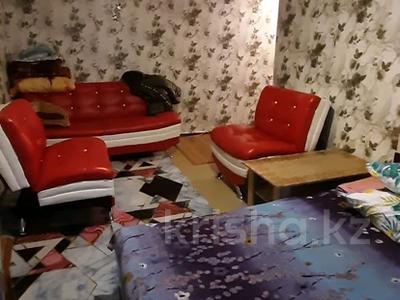 1-бөлмелі пәтер · 40 м² · 1/5 қабат, Айнабұлақ-3 ш/а. 95, бағасы: 12 000 ₸ в Алматы, Жетысуский р-н