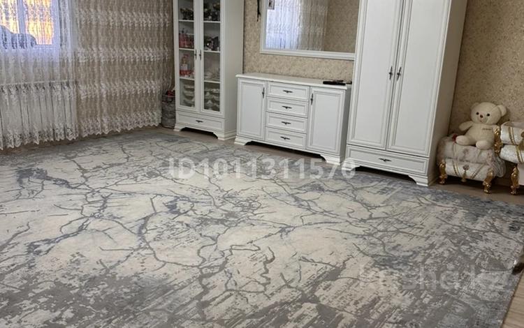 2-бөлмелі пәтер · 60 м² · 4/4 қабат, 4мкр 57, бағасы: 12 млн ₸ в Жанаозен — фото 2