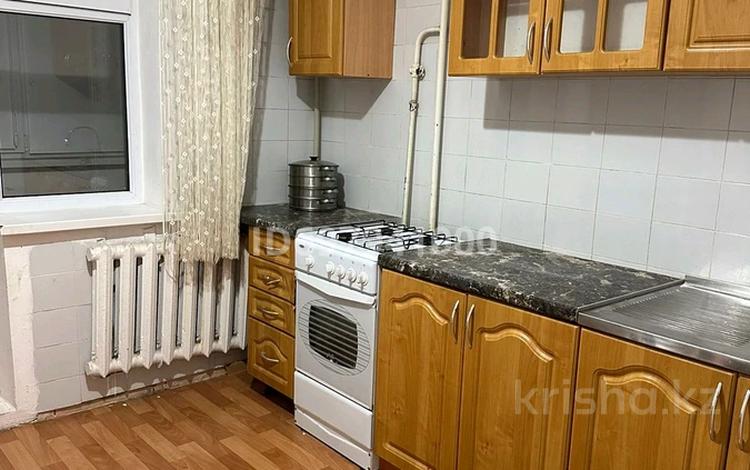 2-комнатная квартира · 55 м² · 3/5 этаж, мкр 8, Братьев Жубановых 285/1 за 150 000 ₸ в Актобе — фото 9