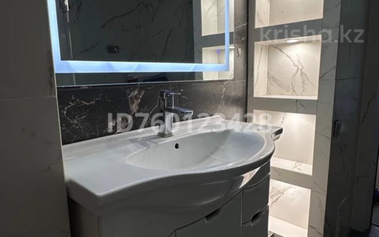 2-бөлмелі пәтер · 77.5 м² · 8/8 қабат, Байгазиева — Байгазиева Саламатова, бағасы: 26 млн ₸ в Каскелене — фото 44
