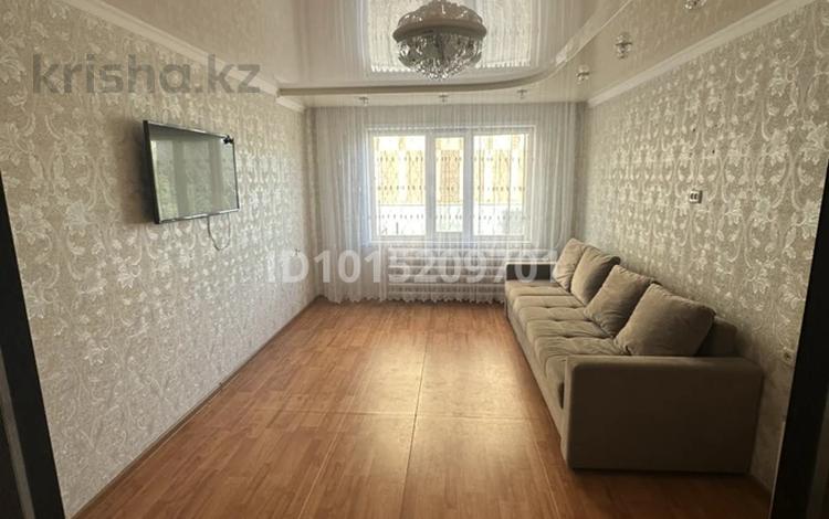 2-комнатная квартира · 52 м² · 1/6 этаж, Центральный 52 за 200 000 ₸ в Кокшетау — фото 2