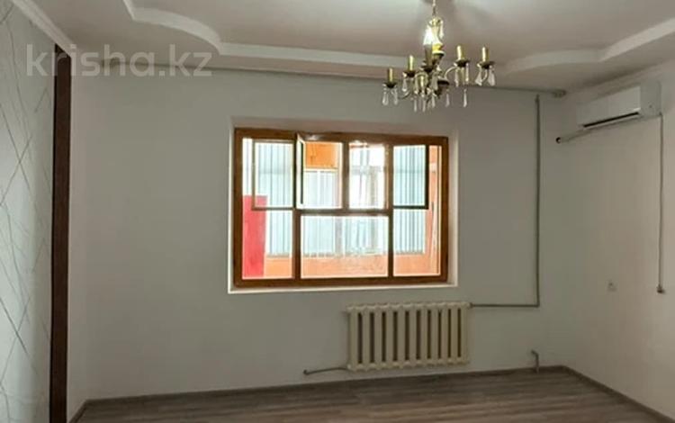 3-комнатная квартира · 70 м² · 4/5 этаж, Шұғыла 49 за 14.8 млн ₸ в  — фото 2