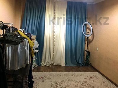 3-комнатная квартира · 62 м² · 2/4 этаж, мкр Аксай-1, Саина за 38 млн ₸ в Алматы, Ауэзовский р-н