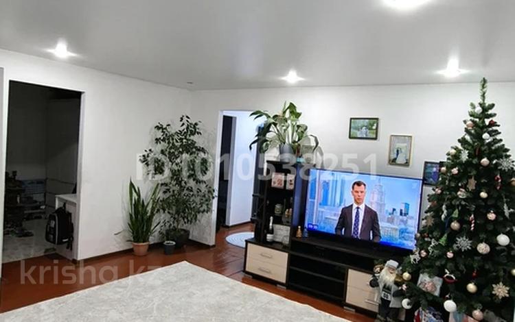 Отдельный дом · 3 комнаты · 60 м² · 9 сот., Полетаева — П.Мирный за 18 млн 〒 в Усть-Каменогорске — фото 2