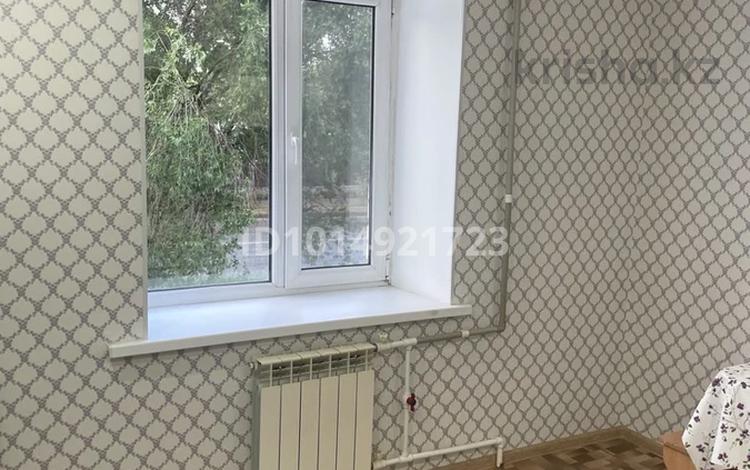 1-комнатная квартира · 37 м² · 2/9 этаж, мкр 8 за 120 000 ₸ в Актобе — фото 3