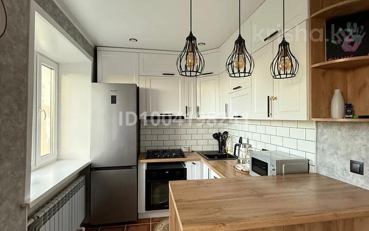 3-бөлмелі пәтер · 60 м² · 5/5 қабат, Кенесары 15 — Кенесары-абая, бағасы: 26 млн ₸ в Бурабае — фото 2