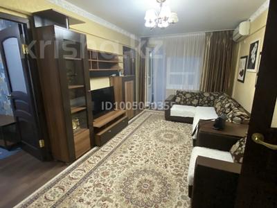 4-комнатная квартира · 56 м² · 4/5 этаж, мкр Центральный, Махамбета 118а — Пассаж Насиха за 200 000 ₸ в Атырау
