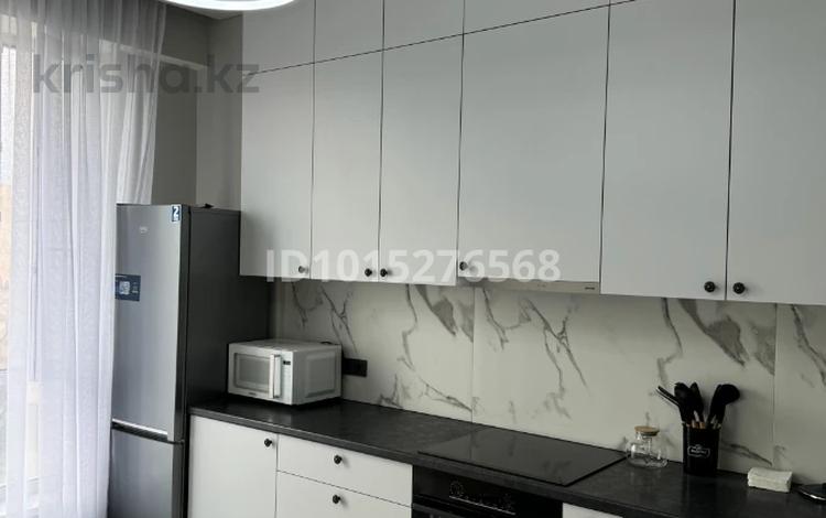 1-комнатная квартира · 42 м² · 5/16 этаж, Манаса 109а за 400 000 ₸ в Алматы, Алмалинский р-н — фото 2