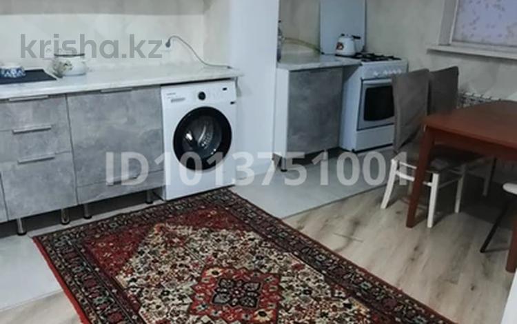 1-комнатная квартира · 40 м² · 2/5 этаж, 29-й мкр 8дом — Сзади Палласо ресторана, рядом школа , цент дорога за 12.5 млн ₸ в Актау — фото 2