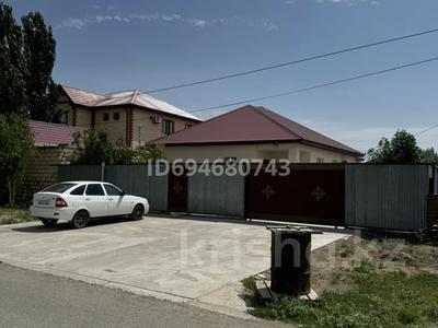 Отдельный дом · 5 комнат · 193 м² · 10 сот., Проезд Д.Ракышева 14 за 45 млн 〒 в Атырау, мкр Мирас