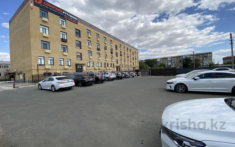 2-бөлмелі пәтер · 70.3 м² · 4/4 қабат, мкр Лесхоз, Медеубаева 22Б — Курмангазы, бағасы: 27.5 млн ₸ в Атырау — фото 23