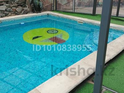 Жеке үй · 6 бөлме · 400 м², мкр Ерменсай 80 — Каршыга Ахмедиярова 80, бағасы: 150 000 〒 в Алматы, Бостандыкский р-н