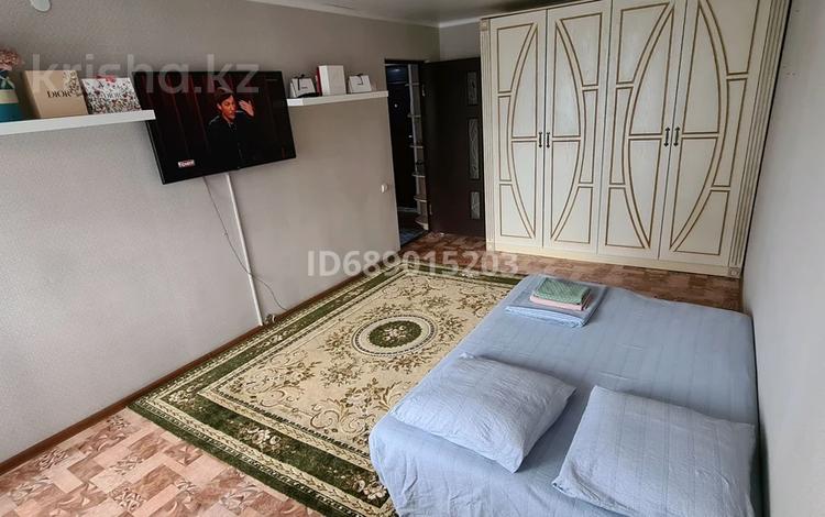 1-комнатная квартира · 37 м² · 5/5 этаж, мкр 8, Братья жубановых — Супермаркет Анвар. за 8 000 ₸ в Актобе — фото 2