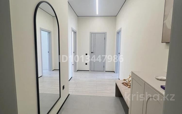 2-комнатная квартира · 60 м² · 8/11 этаж, Кабанбай батыра 63 за 500 000 ₸ в Астане, Нура р-н — фото 2