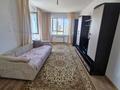 3-комнатная квартира · 86 м² · 8/9 этаж, мкр Пригородный, Е 509 7 за 300 000 ₸ в Астане, Есильский р-н — фото 2