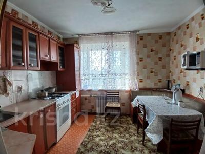 3-комнатная квартира · 66 м² · 3/3 этаж, Набережная 1 переулок за 17.5 млн ₸ в Семее