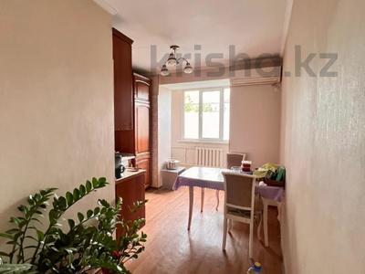 3-бөлмелі пәтер · 69.9 м² · 5/5 қабат, Жетісу-4 ш/а., бағасы: 45.5 млн ₸ в Алматы, Ауэзовский р-н
