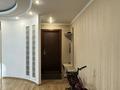 4-комнатная квартира · 80.7 м² · 6/9 этаж, Дулатова 167 — Центр за 40 млн 〒 в Семее — фото 2