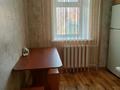 1-комнатная квартира, 50 м², 2/5 этаж посуточно, Ауэзова 83 за 10 000 〒 в Щучинске — фото 3