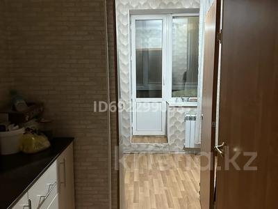 1-бөлмелі пәтер, 40 м², 1/5 қабат, Молдагулова 17/4, бағасы: 15.5 млн 〒 в Усть-Каменогорске, Ульбинский