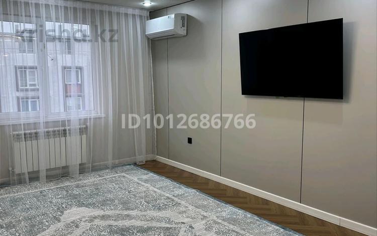 2-комнатная квартира · 52 м² · 9 этаж, мкр Аккент 96 за 250 000 ₸ в Алматы, Алатауский р-н — фото 2