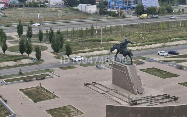 2-бөлмелі пәтер · 79.9 м² · 9/9 қабат, Нур Актобе — Sky park, бағасы: 16.2 млн ₸ — фото 2