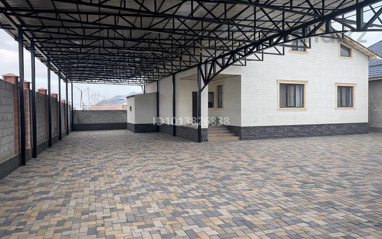 Отдельный дом · 5 комнат · 300 м² · 5 сот., 273 за 130 млн ₸ в Абай — фото 2