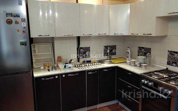3-бөлмелі пәтер · 99.6 м² · 6/8 қабат, Микрорайон Алтын Ауыл, бағасы: 300 000 ₸ в Каскелене — фото 6