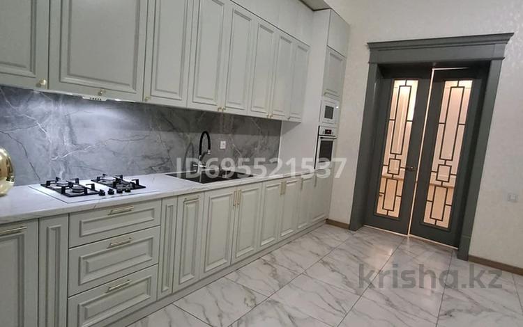 Жеке үй · 8 бөлме · 300 м² · 10 жүзд., мкр Бозарык — Бүркітші, бағасы: 110 млн ₸ в Шымкенте, Абайский р-н — фото 2