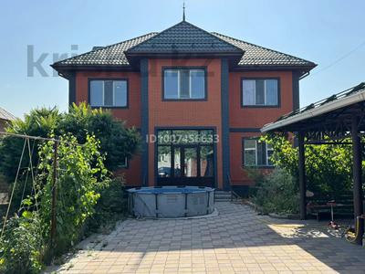 Отдельный дом · 6 комнат · 340 м² · 10 сот., мкр Улжан-1 за 110 млн 〒 в Алматы, Алатауский р-н