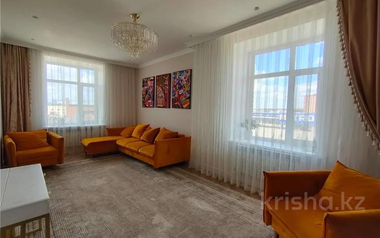 4-комнатная квартира · 105.3 м² · 4/8 этаж, мкр Юго-Восток, Мкр Юго-Восток пр. Республики — Магазин Строймарт за 70 млн ₸ в Караганде, Казыбек би р-н — фото 2