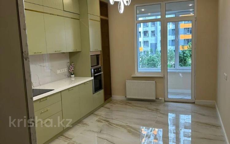 4-комнатная квартира · 125 м² · 2/16 этаж, Сатпаева 90/58 за 131 млн ₸ в Алматы, Алмалинский р-н — фото 2
