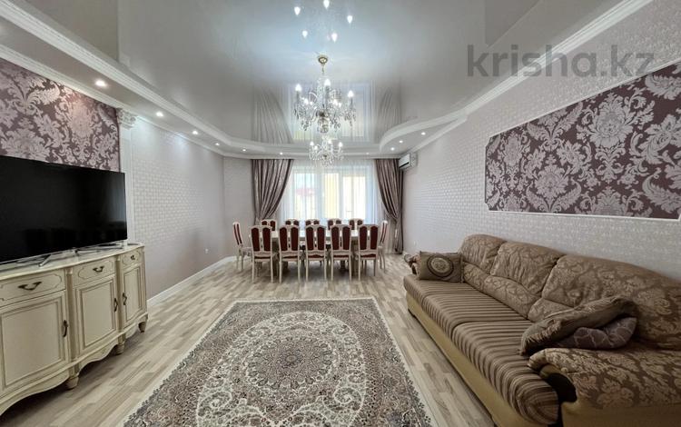 4-комнатная квартира · 162.2 м² · 4/5 этаж, мкр. Алтын орда, Мангилик ел за 57 млн ₸ в Актобе — фото 20