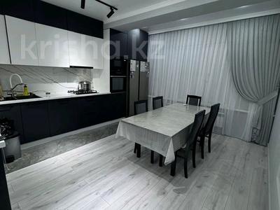 4-комнатная квартира · 112 м² · 1/5 этаж, Бирлик 13 за 55 млн 〒 в Талдыкоргане